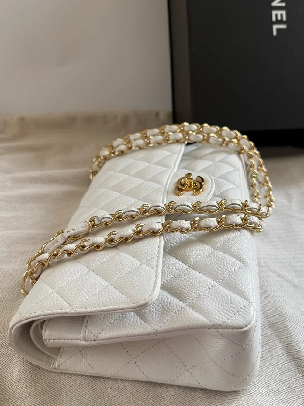 Chanel Classic Double Flap Caviar  white GHW Meduim Size
